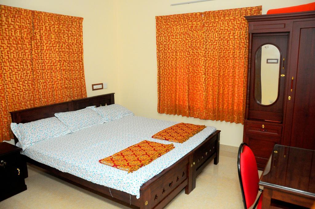 Thrissur Grace Guest Home الغرفة الصورة